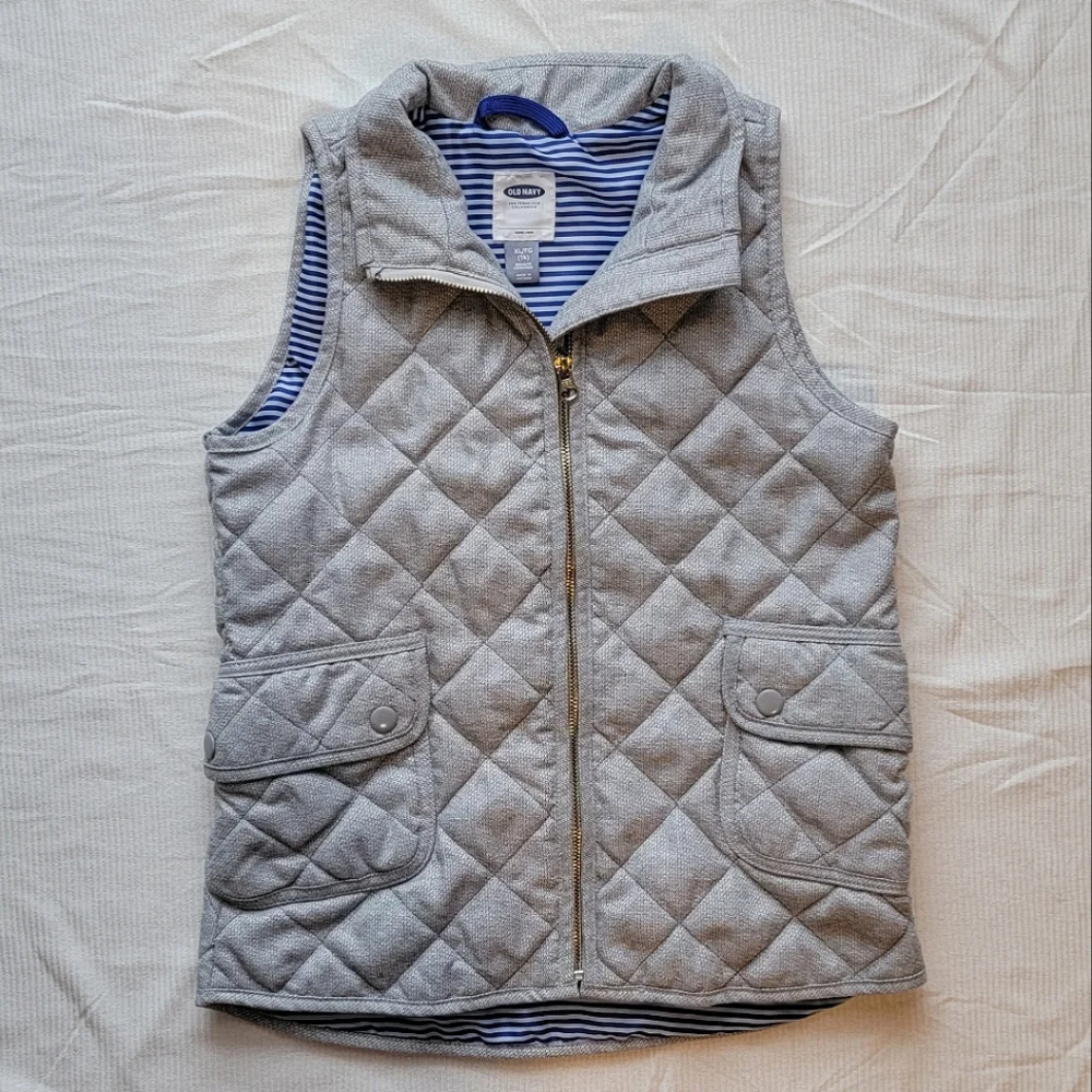 Girls XL (14) Dobby Quilted Vest Grey